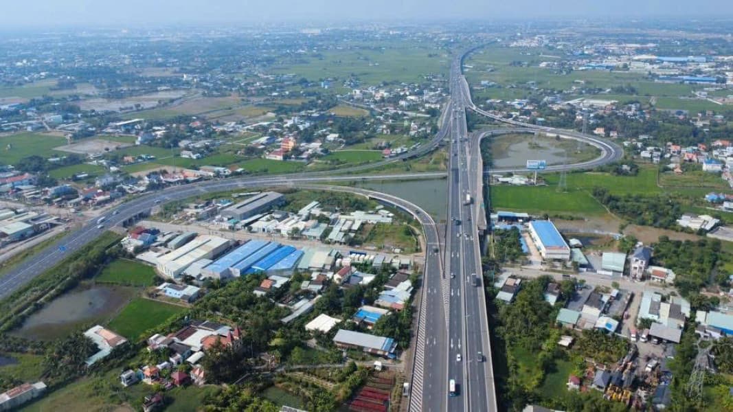 ĐẤT NỀN 126M2 - ĐỐI DIỆN TRUNG TÂM HÀNH CHÍNH - ĐÓN VÀNH ĐAI 3 THÔNG XE - GIÁ CHỈ 3.X TỶ (MẦM NON)