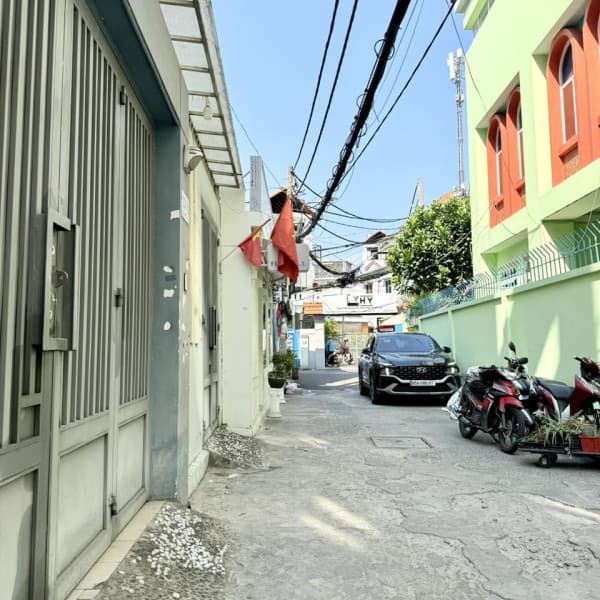 NGAY TRỤC KD THỜI TRANG LÊ VĂN SỸ - Q3, 65M2 - NGANG BỀ THẾ, HẺM RỘNG THOÁNG - 8 TỶ.