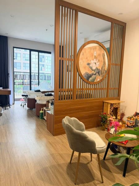 MÌNH CÓ NHÀ 2 TẦNG MUỐN SANG NHƯỢNG CHO BẠN LÀM CHĂM SÓC DA CƠ BẢN NAIL MI TẠI NGUYỄN