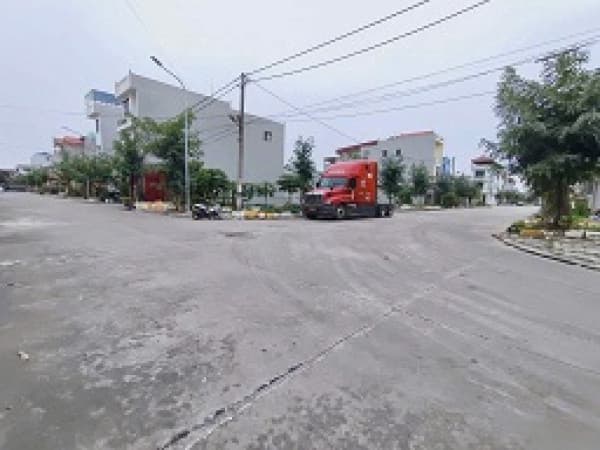 CHO THUÊ NHÀ MẶT TIỀN VỊ TRÍ ĐẸP – THÍCH HỢP VĂN PHÒNG, SHOWROOM, KHO BÃI, KINH DOANH