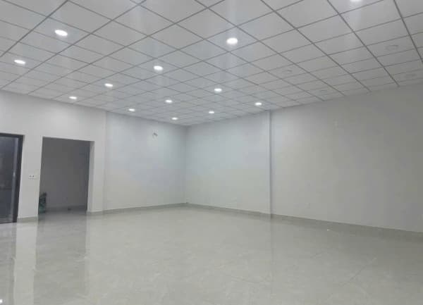 CHO THUÊ MẶT BẰNG MẶT TIỀN NGÔ QUYỀN – GẦN OCEAN VIEW (Thọ Quang). Lh:0981247227.